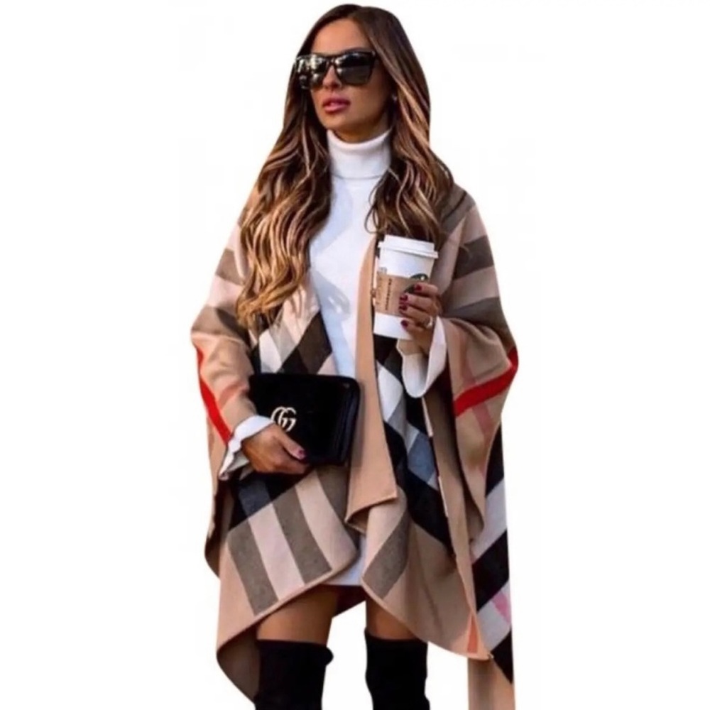Burberry Reversible Camel Charlotte Solid Check Wool Cape